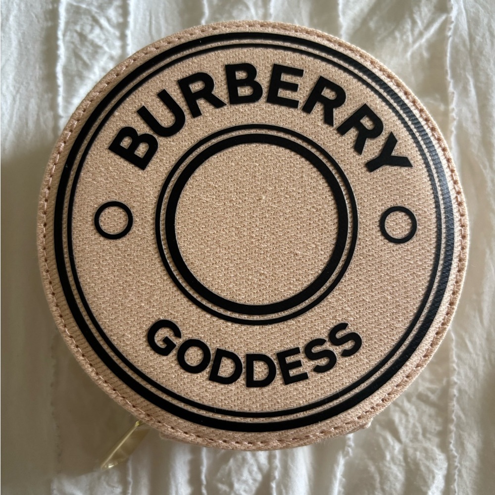 Brand New Burberry Beige Round Jewlery Case with Gold Zipper